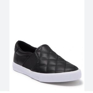 NINE WEST LACIE QUILTED SLIP-ON SNEAKER IN BLACK| like New only worn once